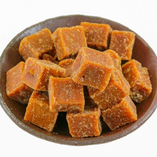 Organic Jaggery Cubes – Chemical-Free & Nutrient-Rich